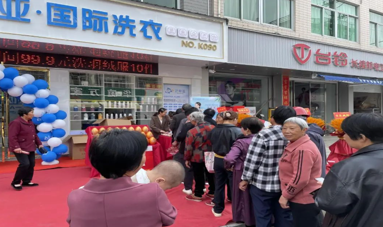 開業(yè)帶店丨潔希亞為加盟商提供開業(yè)現(xiàn)場帶店服務！